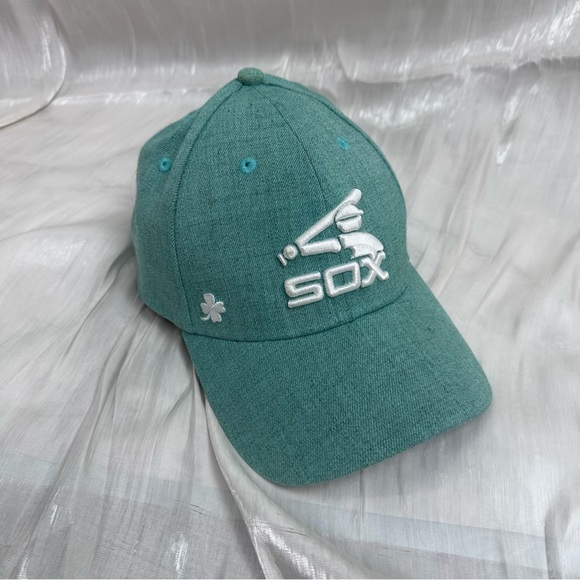 Chicago White Sox Green New Era 39 Baseball Hat. Size medium/large - Picture 12 of 15